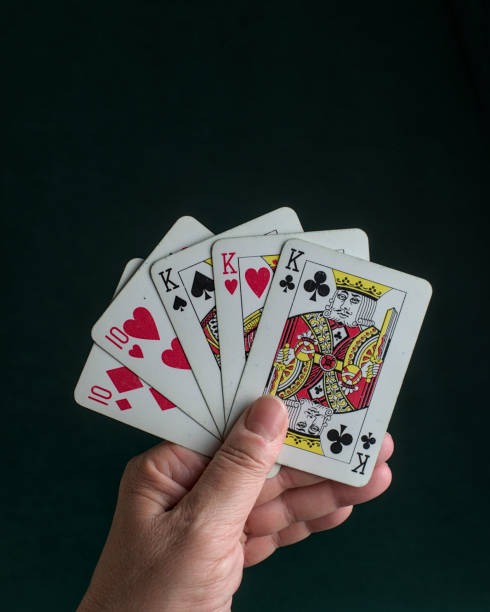 Live baccarat dealer studio stream on mobile